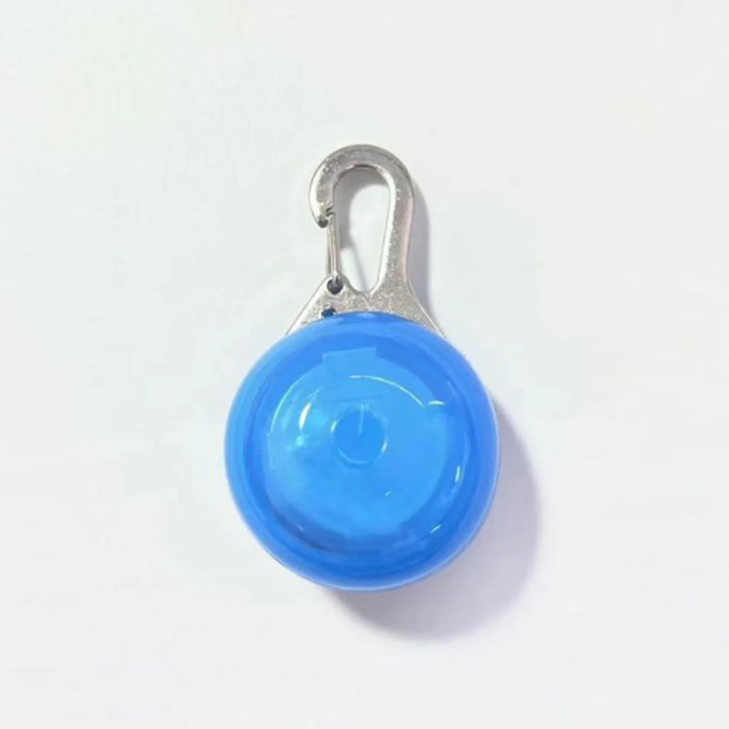 LED Pet Safety Pendant — Light-Up Collar Clip for Night Walks with Dogs & Cats