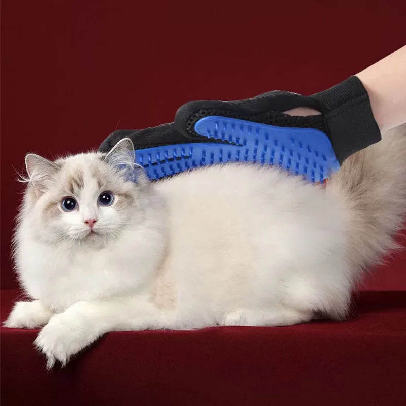 Pet Grooming Glove — Gentle Deshedding Brush for Dogs & Cats