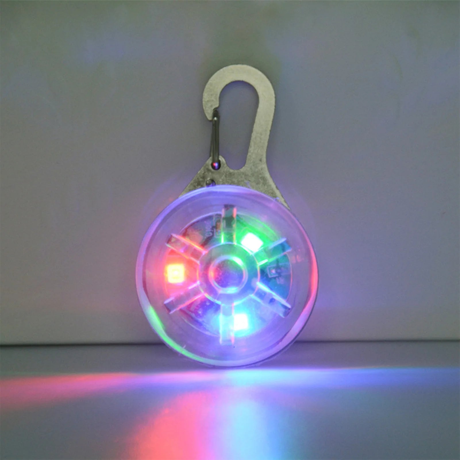 LED Pet Safety Pendant — Light-Up Collar Clip for Night Walks with Dogs & Cats